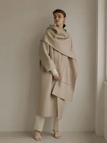 ETRE TOKYO 후디 스톨 리버 코트 - BEIGE