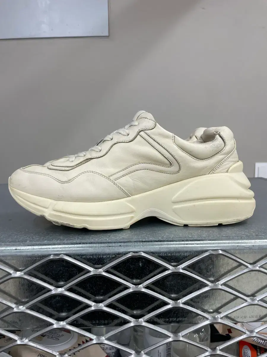 Gucci Rhyton Sneakers 9