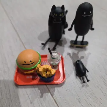 뷰티풀 섀도우 캡슐 토이