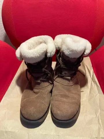 EMU Australia 브라운 어그 부츠