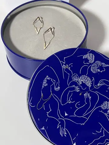 Lilas 릴라스윙 V 귀걸이 K10