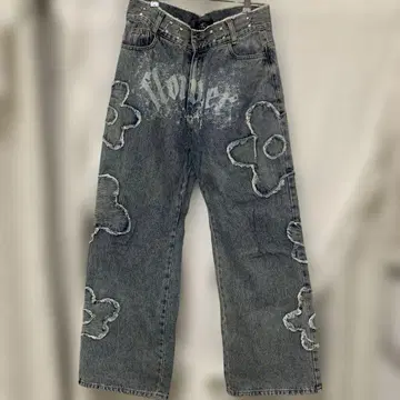 cult tokyo 허리 조절 가능 꽃 패치 데님 팬츠