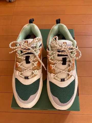 미사용 새상품 [ KARHU ] 카루후 퓨전 2.0 스니커즈