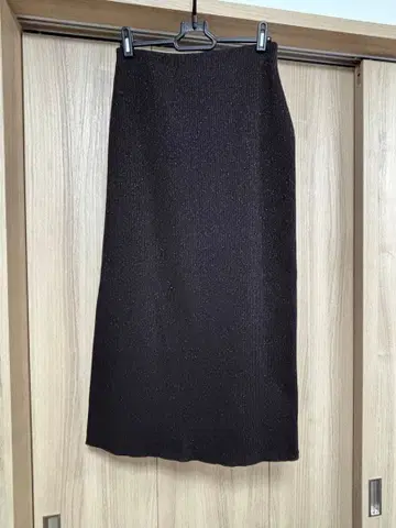 Spick and Span 라메 리브 니트 타이트 스커트