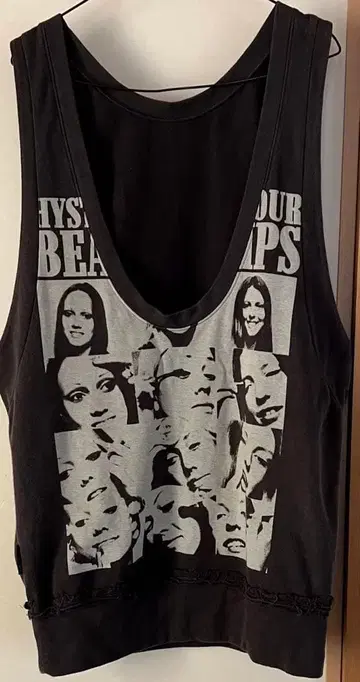 슬리브리스 그래픽 프린트 상의