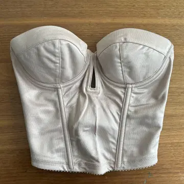 더 트릿 드레싱 브라이덜 이너