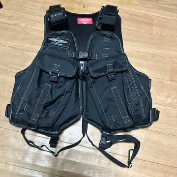 RADICAL ARMOR 블랙 구명 조끼