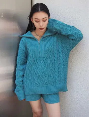 새상품급 EVRIS 케이블 짜임 니트 셋업 F 파랑