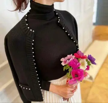 트루 바이 마리코 오이카와 펄 니트 가디건 블랙