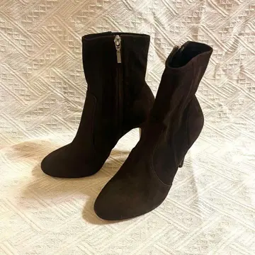 더블 스탠다드 클로징 숏부츠 다크 브라운 스웨이드