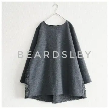 새상품급 BEARDSLEY 스퀘어컷 자카드 콤비 풀오버 그레이