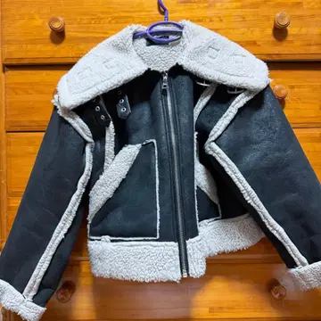 EMODA 에모다 숏 페이크 무스탕 블루종 F 블랙