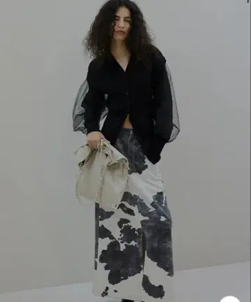 AMERI COW PATTERN SUEDE LIKE SKIRT