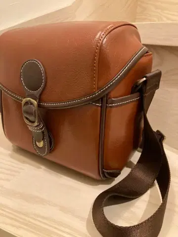 앤티크풍 브라운 숄더백 메신저 백