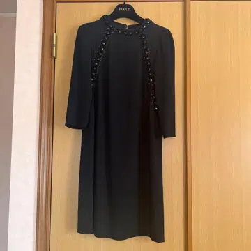 마크제이콥스 블랙 비즈 장식 긴팔 원피스