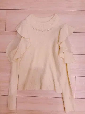 미셸 마카롱 프릴 상의