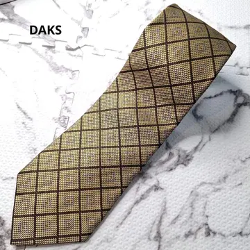 DAKS LONDON 다이아몬드 패턴 SILK100% 넥타이