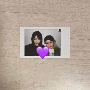 악마의 키스 카티 센리츠 카나노 폴라로이드