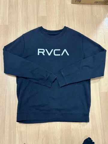 RVCA 맨투맨 트레이닝복
