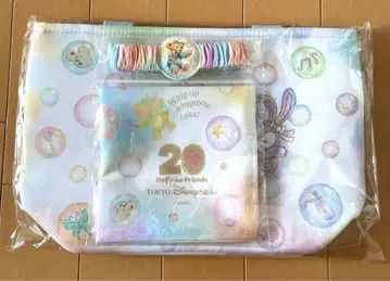 디즈니씨 컬러풀 해피니스 더피 프렌즈 수베니어 런치 케이스