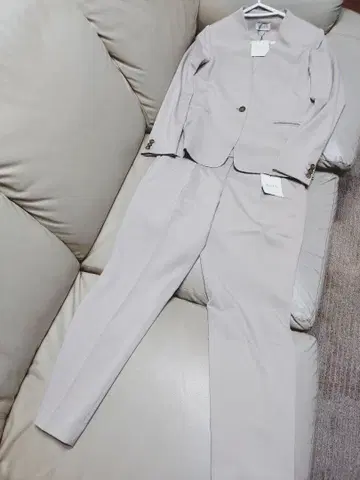 PLST 컴포트 럭스 셋업 수트 플라스테