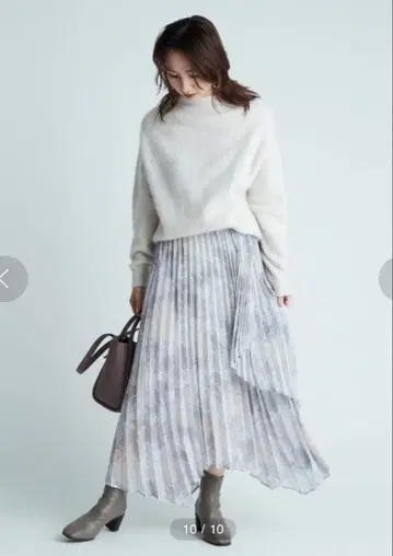 새상품급 FRAY I.D 꽃무늬 플리츠 롱 스커트