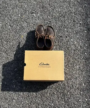 Clarks 가죽 스니커즈 24.5cm 박스 포함