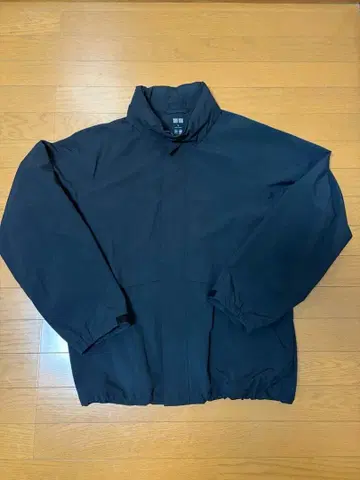 유니클로 윈드프루프 스탠드 블루종 XL 블랙