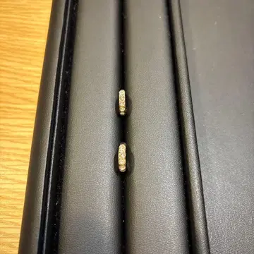 골드 후프 귀걸이 다이아몬드풍 장식