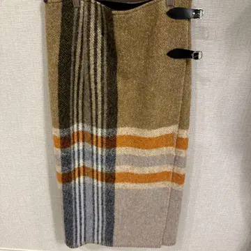 FILL THE BILL 울 타이트 스커트 (F)