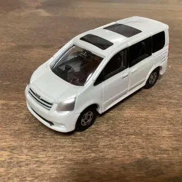 토미카 98 도요타 노아 패밀리 미니밴 세트 레어 기프트