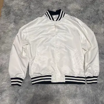 화이트 스트라이프 리브 봄버 자켓 L