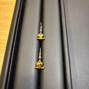 골드 캣 모티브 귀찌