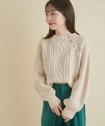 VIS 비스 케이블 짜임 메탈 단추 보틀넥 니트