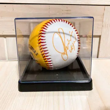 [모모쿠로] 타마이 시오리 자이언츠 콜라보 굿즈 사인볼