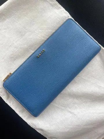 발리 장지갑 바이컬러 로고