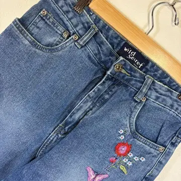 Wild Secret 자수 플레어 데님 팬츠 빈티지