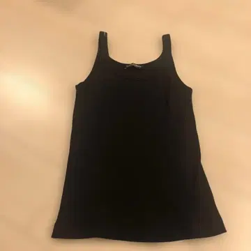 돌체앤가바나 블랙 탱크탑