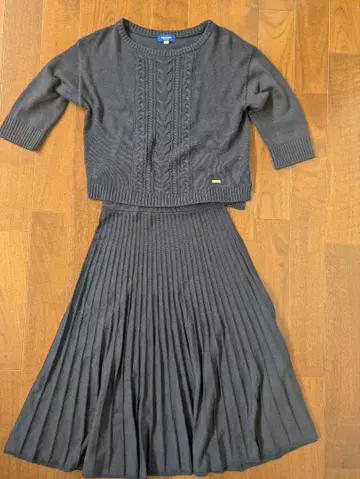 니트 셋업 네이비