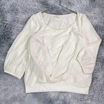 [ 38 ] 7부 소매 블라우스 아이보리 얇은 소재 여성용