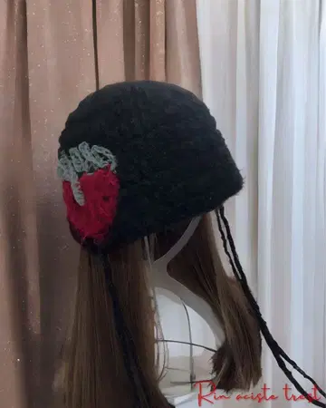 딸기 모티브 니트 모자 버킷햇 핸드메이드 니트 비니