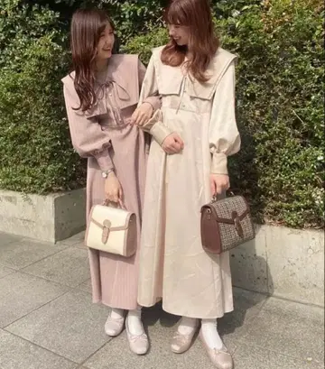 세일러 카라 원피스 베이지 리본 펄