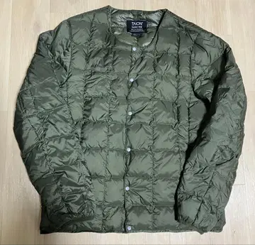 타이온 베이직 크루넥 버튼 이너 다운 다크 그린 L 사이즈