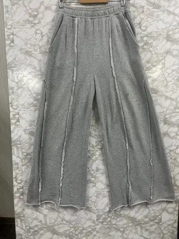 지나시스 JEANASIS 유행하는 와이드 스웨트 팬츠! 슬릿 포함