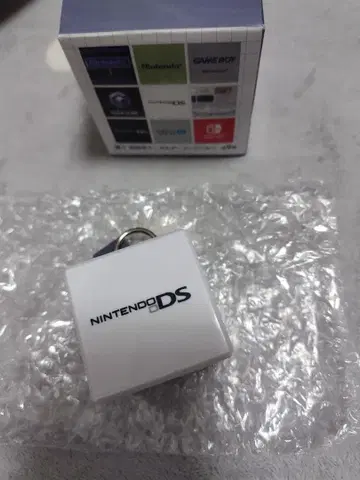 닌텐도 뮤지엄 Nintendo DS 시동음 키링