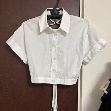 ZARA 화이트 크롭 셔츠 블라우스 XS