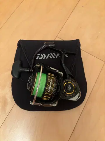 모아잔 3012H 스피닝 릴