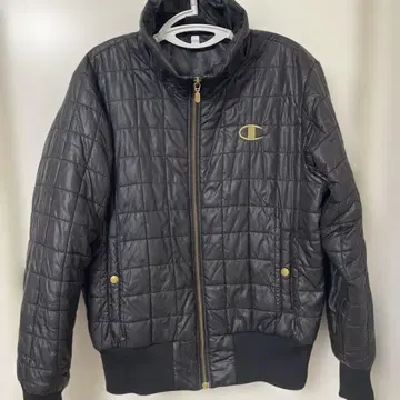 Champion x DRESSCAMP 콜라보 블랙 퀼팅 자켓