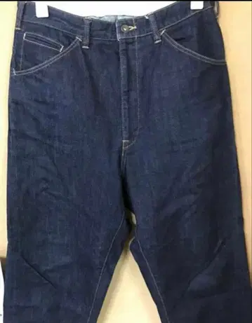 다크 블루 스트레이트 데님 롤업