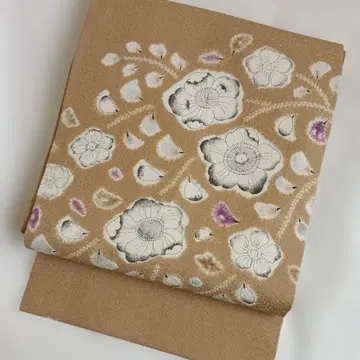 베이지 바탕에 츠지가 꽃 무늬 나고야 오비